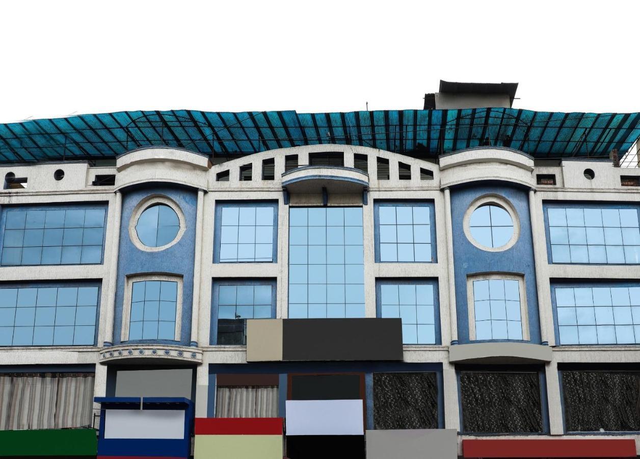 Capital O The City Park Near Nampally Railway Station Hyderabad Exterior photo